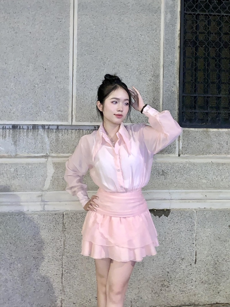 hình ảnh gái xinh mặc pinky