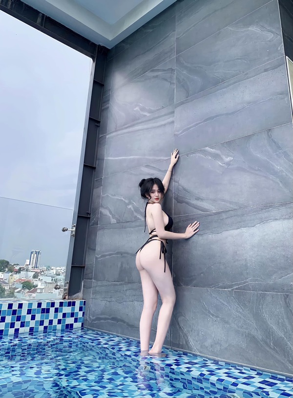 gái xinh mông to sexy